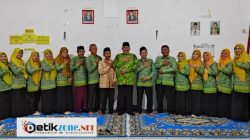 Bangun Spirit Super Leader-Teacher, Guru MTs dan MA Umar Mas’ud Bersama Mr. Nafik Palil