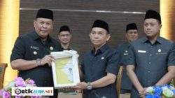 Rapat Paripurna Berlangsung Dinamis, PJ Bupati Batola Sampaikan LKPJ TA 2022